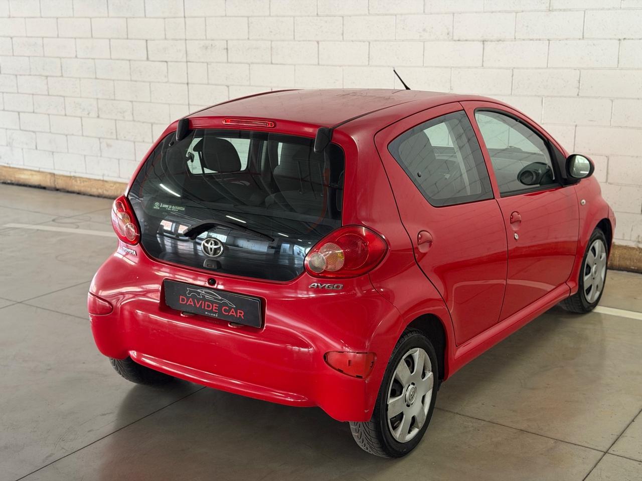 Toyota Aygo 1.0 12V VVT-i 5 porte Sol