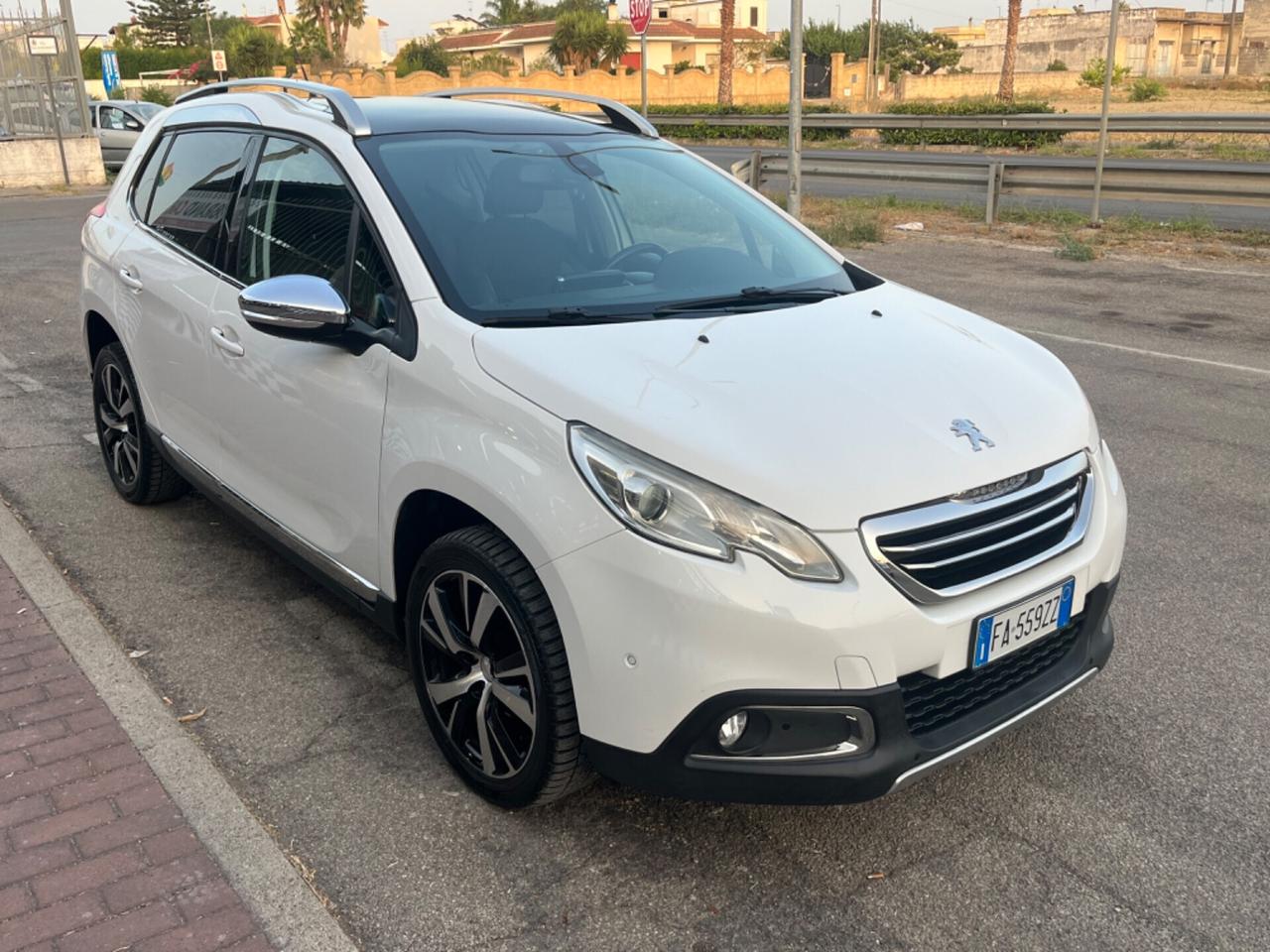 Peugeot 2008 BlueHDi Allure Unipro 2015