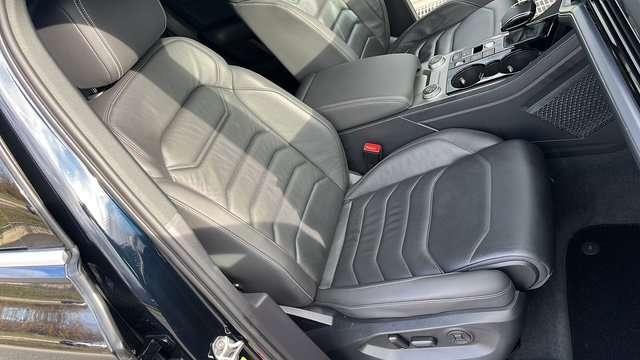 Volkswagen Touareg 3.0 V6 tsi eh Elegance 4Motion tiptronic