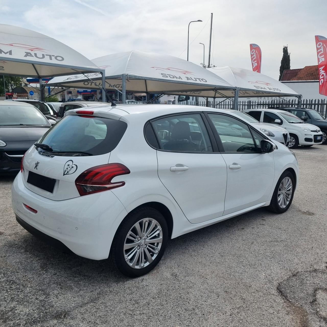 Peugeot 208 82CV 5 porte Active