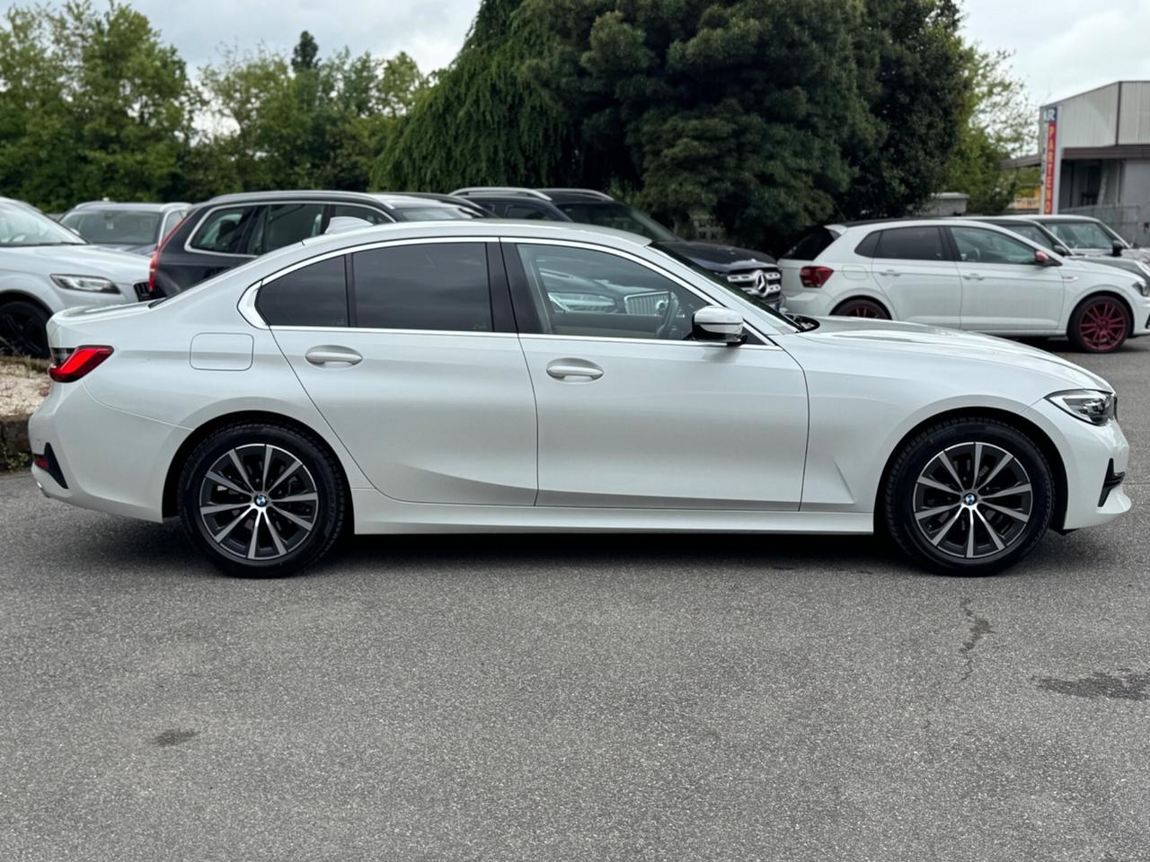 Bmw 318 318d Advantage aut. Tagliandi bmw ufficiali
