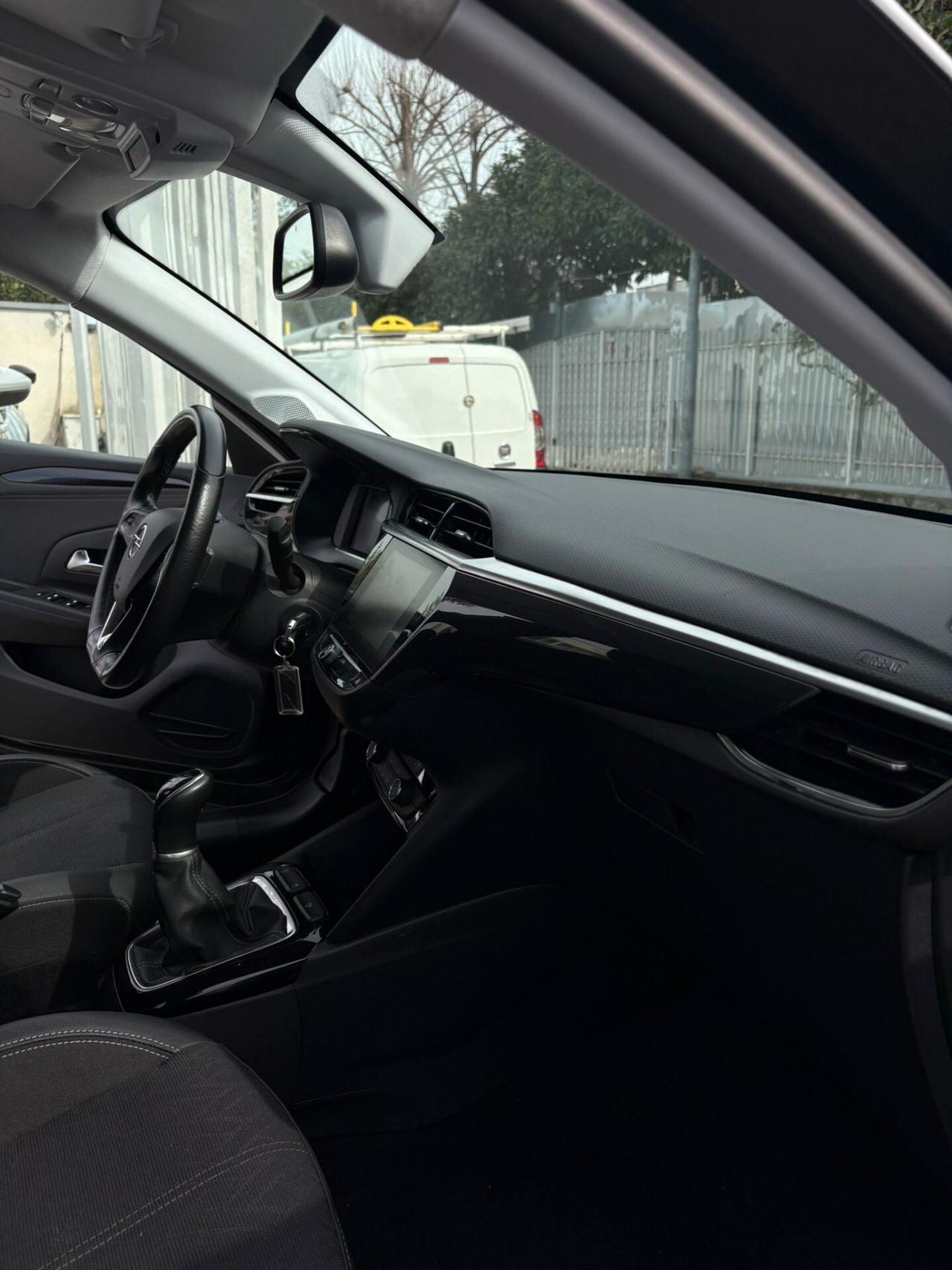 Opel Corsa 1.2 Elegance