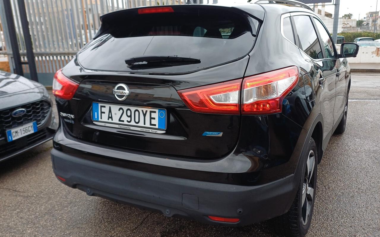 Nissan Qashqai 1.5 dCi N-Connecta