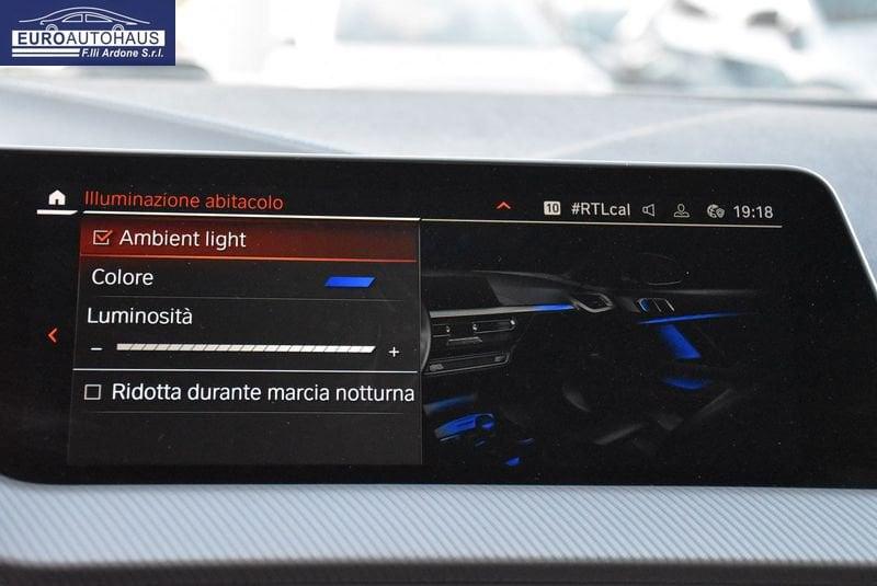 BMW Serie 1 118 d 5p. Msport *SEDILI A GUSCIO, LUCI AMBIENT*