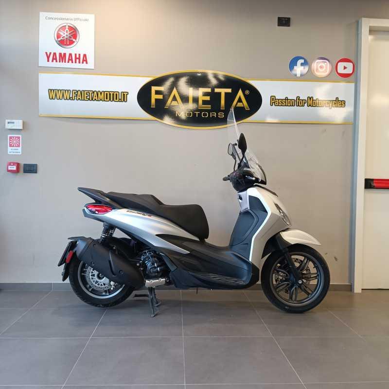 Piaggio Beverly 300 S - 2023