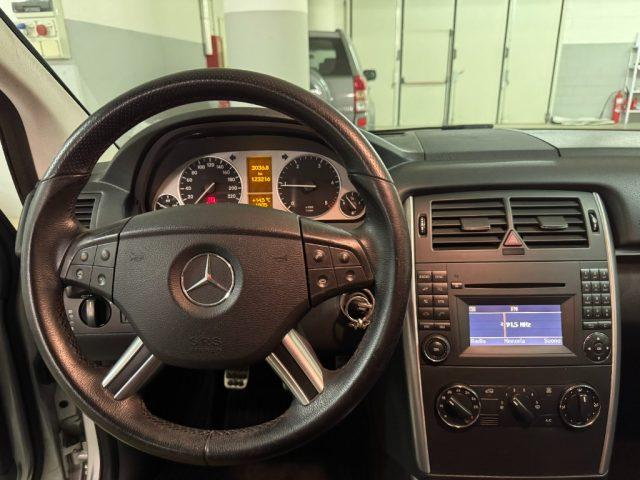 MERCEDES-BENZ B 180 CDI Premium
