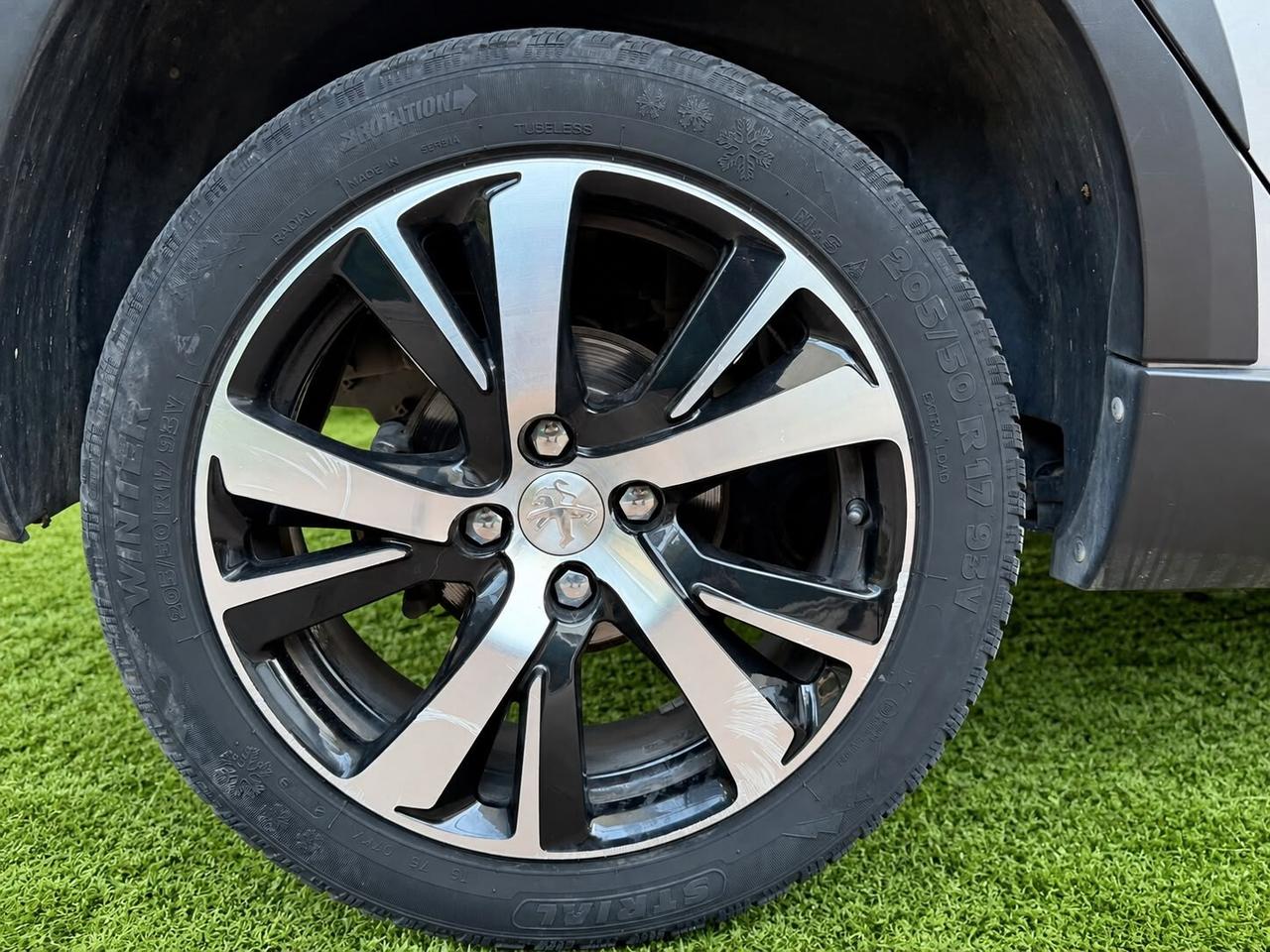 Peugeot 2008 BlueHDi 100 S&S Active