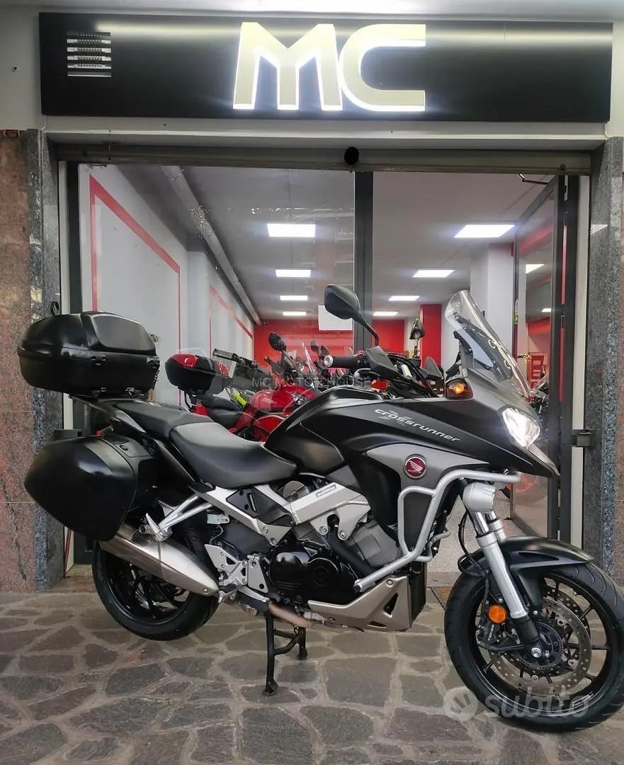 Honda cross runner 800 +0maggi0 casco+rate+permute