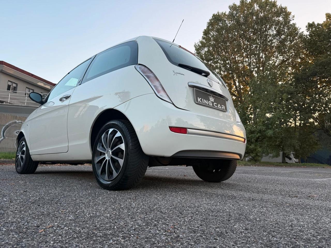 Lancia Ypsilon 1.2 Versus