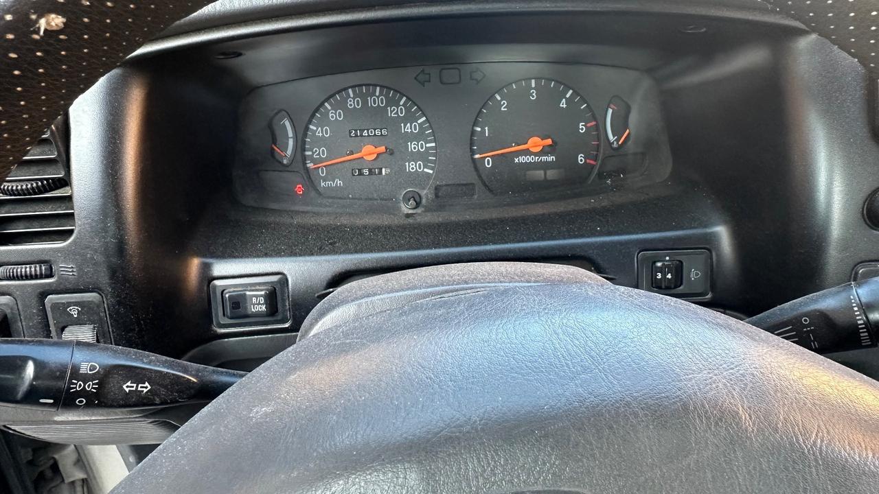 Mitsubishi L200 2.5 TDI 4WD Double Cab Pick-up GLS