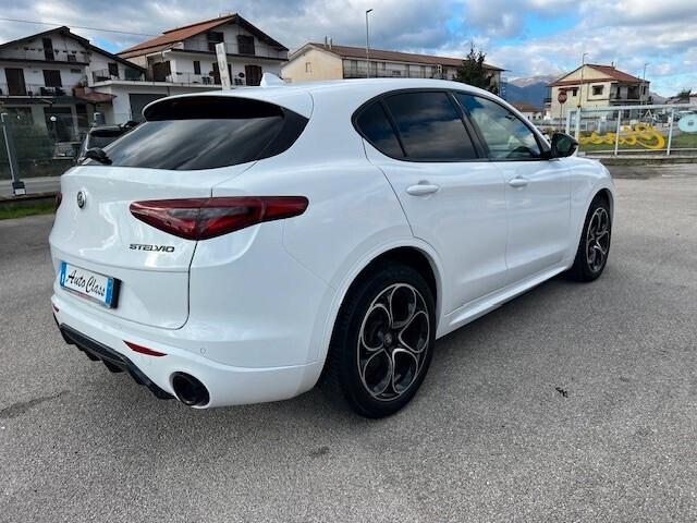 Alfa Romeo Stelvio 2.2 Turbodiesel 210 CV AT8 Q4 Veloce Tì