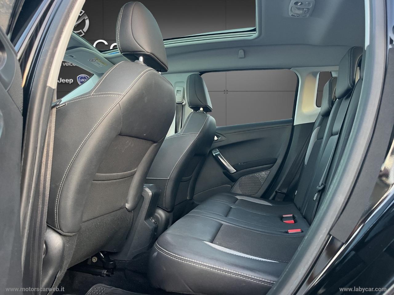 PEUGEOT 2008 1.6 e-HDi 115 CV S&S Allure
