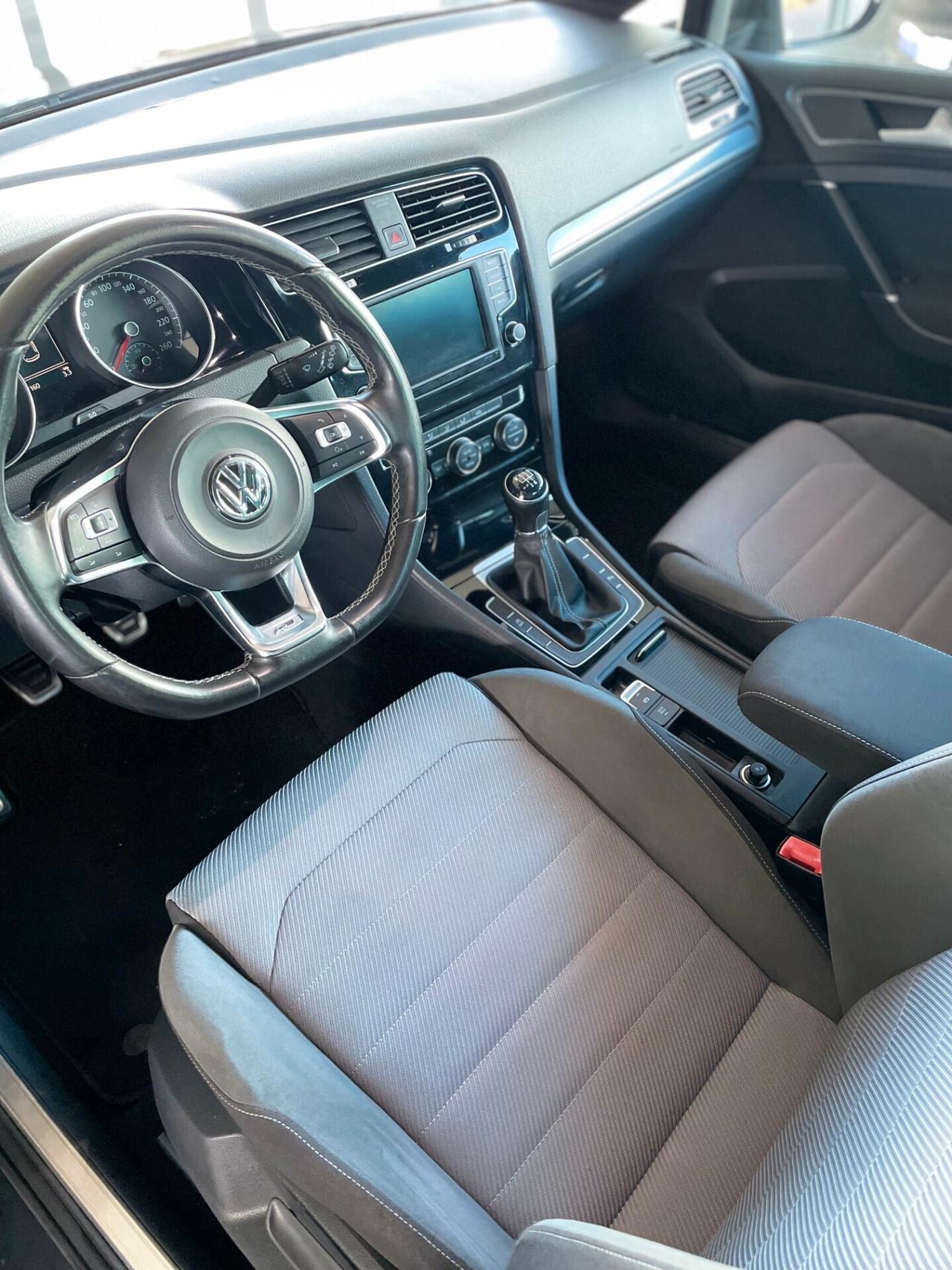 Volkswagen Golf 1.6 TDI 115 CV 5p. "RLINE" Executive BlueMotion Technology