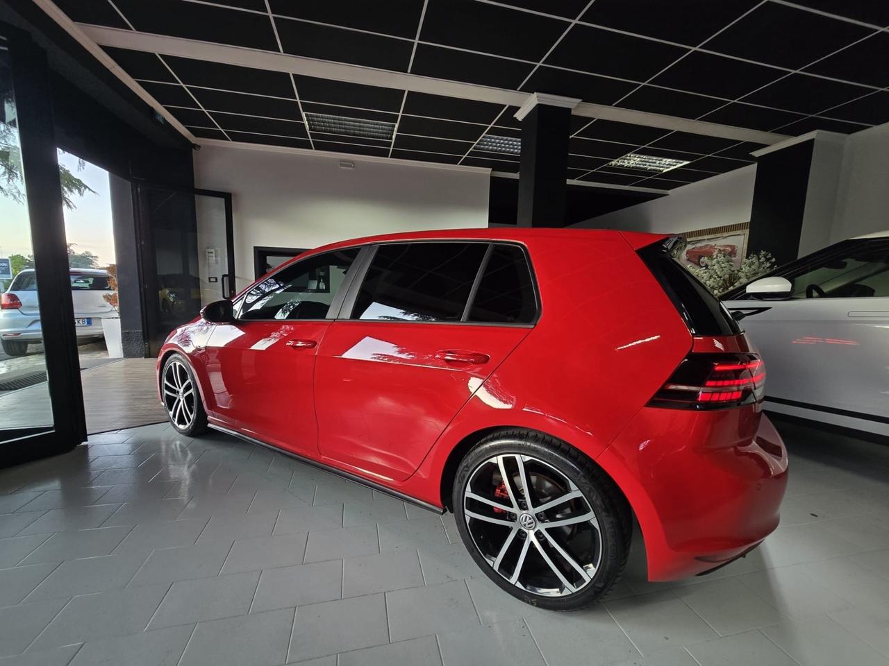 Volkswagen Golf GTD 2.0 TDI 5p. BlueMotion Technology