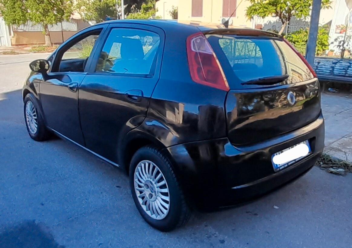 Fiat Grande Punto 1.3 MJT 75 CV 5 porte Dynamic