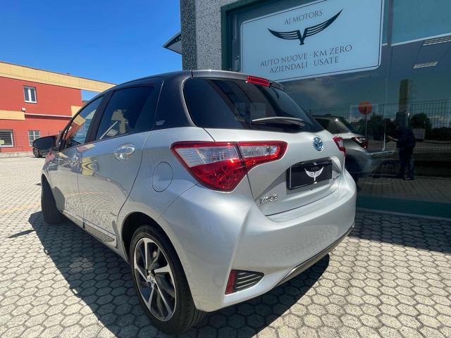 TOYOTA Yaris 1.5 Hybrid 5 porte Y20 Bitone