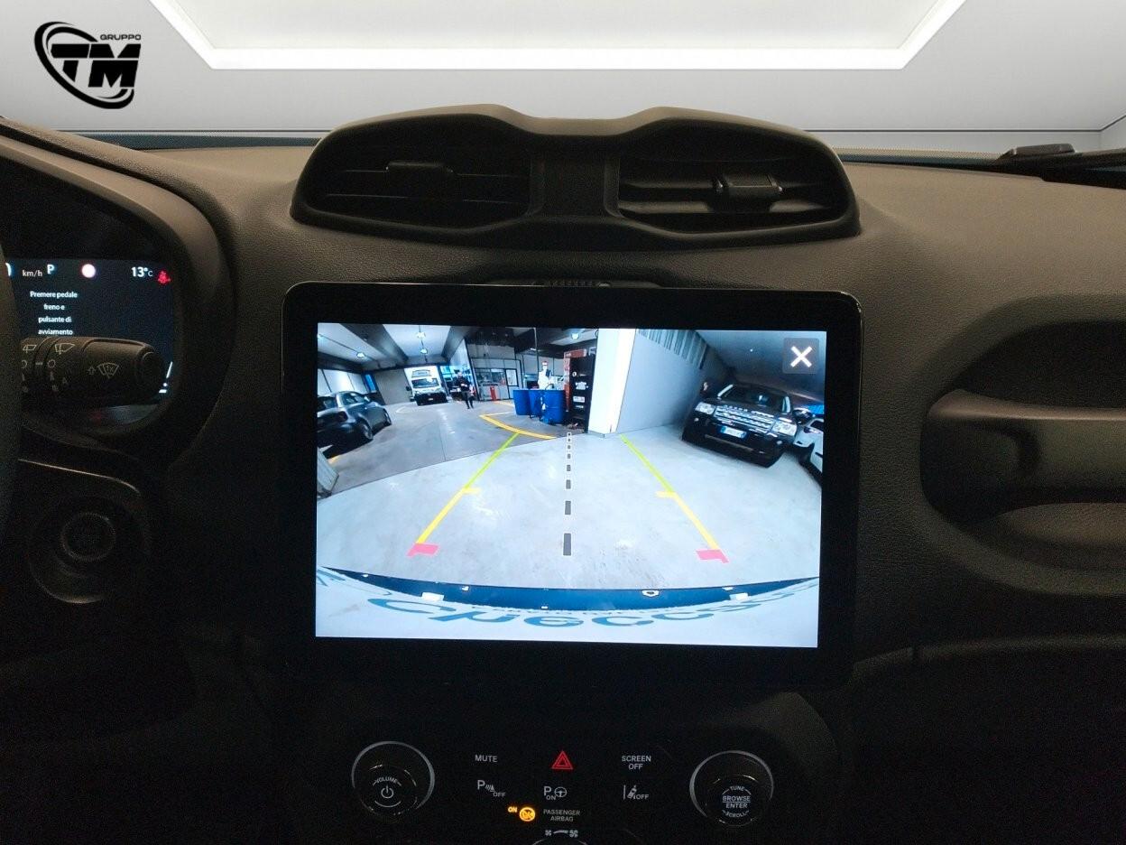 Jeep Renegade 1.5 Turbo T4 MHEV Summit