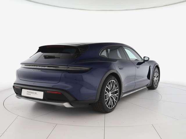 Porsche Taycan cross turismo 4s