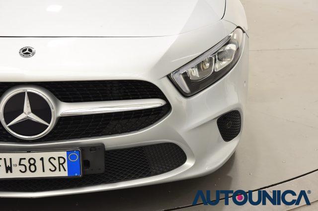 MERCEDES-BENZ A 180 D AUTOMATICA SPORT NAVI LED COCKPIT