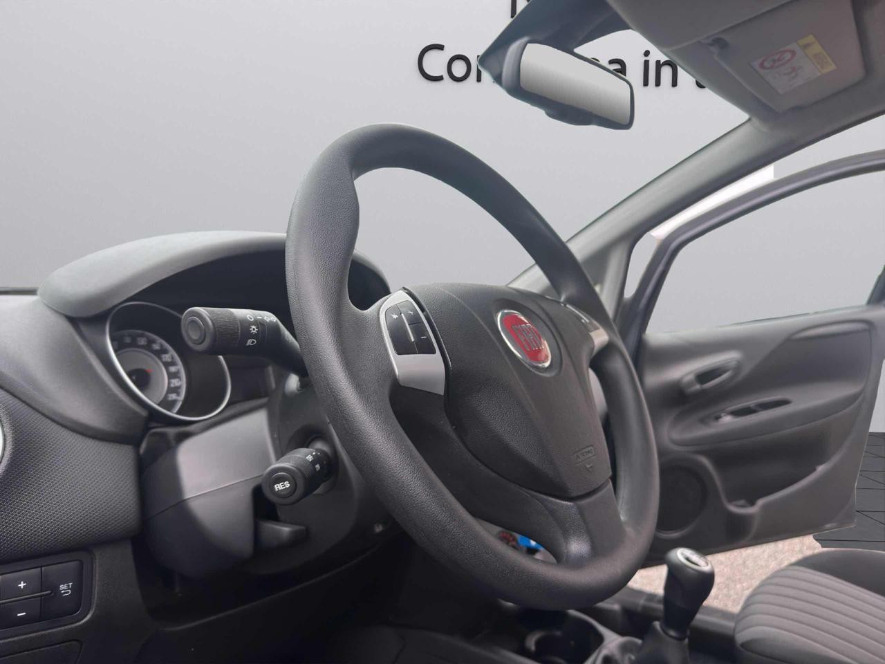 Fiat Punto 1.3 MJT 95 CV STREET-CRUISE-SENSORI-X NEOPATENTATI
