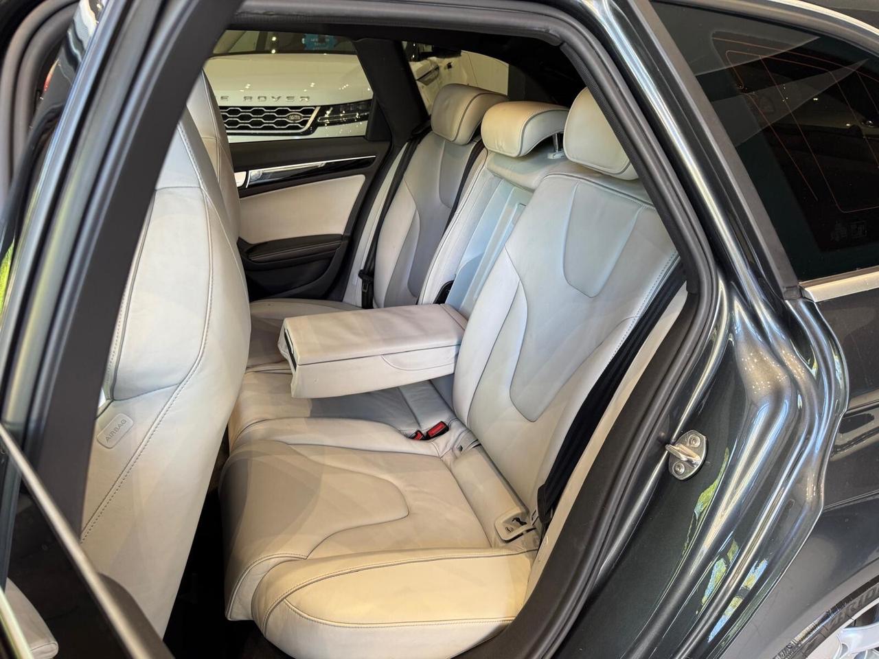 Audi RS4 Avant 4.2 V8 FSI quattro S tronic “TETTO”