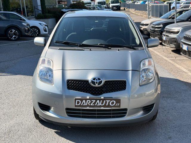 TOYOTA Yaris 1.0 5 porte