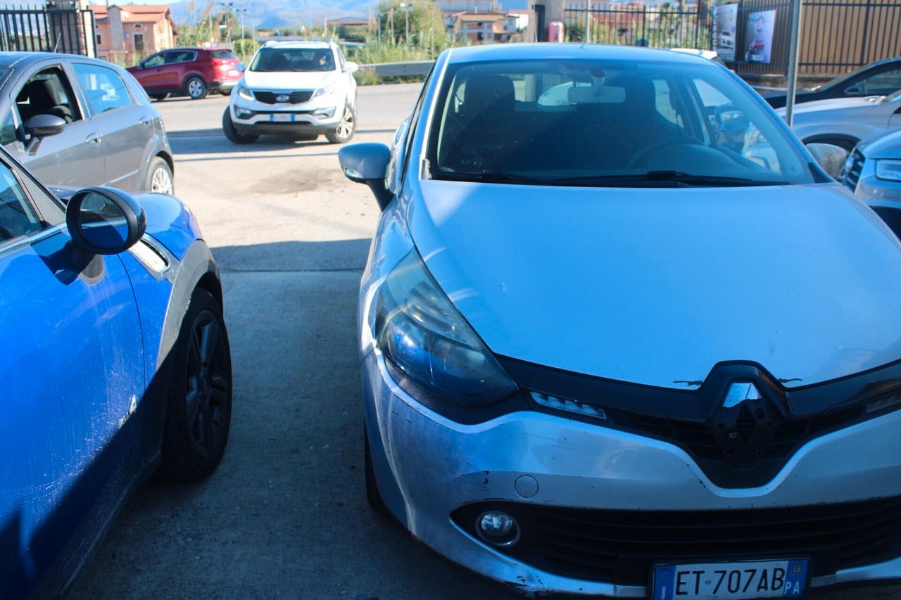 Renault Clio 1.2 75CV 5 porte Wave