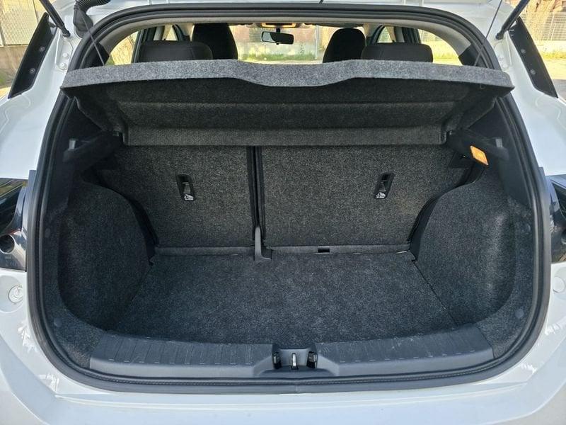 Nissan Micra 1.0L Visia+