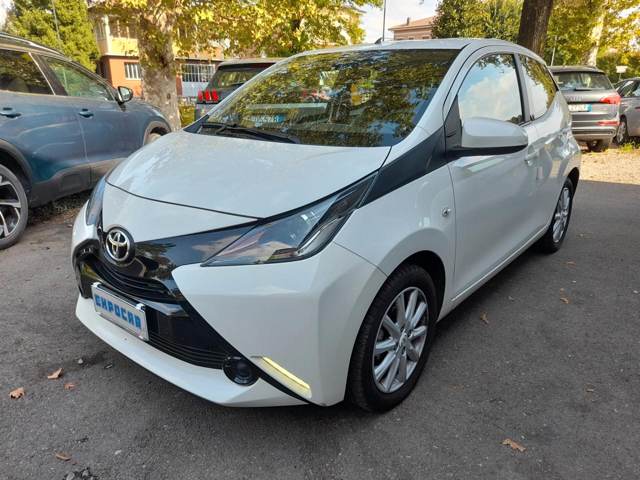 Toyota Aygo 1.0 VVT-i 69 CV 5 porte x-wave SOLO 4.300 Km