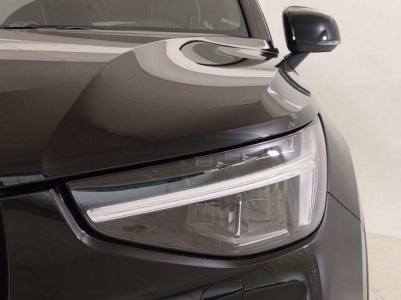 Volvo XC40 2023 2.0 b3 Core auto