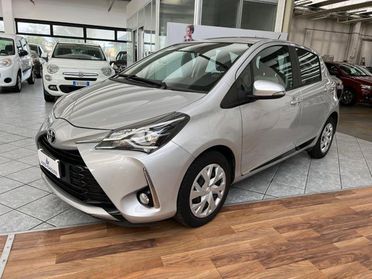 TOYOTA Yaris 1.0 5 porte Cool - ANCHE NEOPAT, RETROCAM