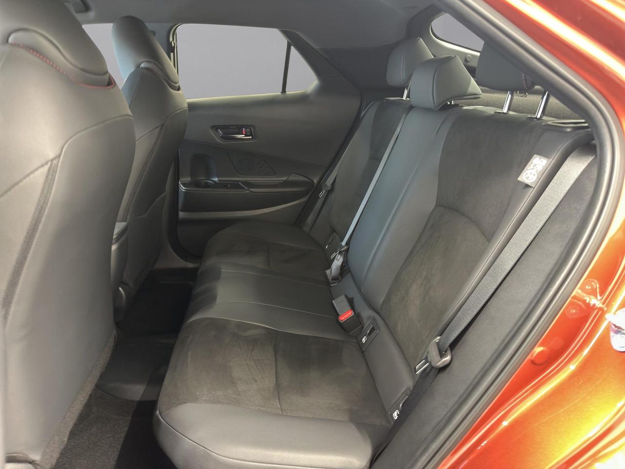 Toyota C-HR 2.0 phev GR Sport fwd e-cvt
