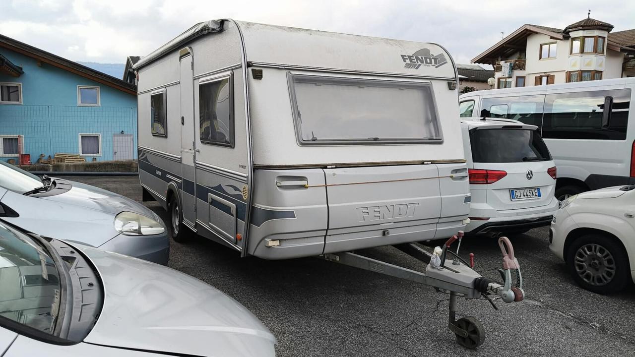 CARAVAN FENDT ROULOTTE GMBH 150 6 POSTI LETTO