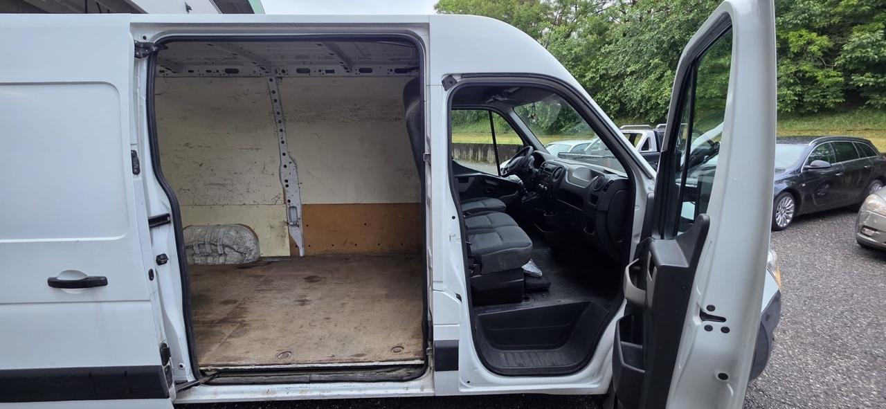 Renault Master 2.3Dci