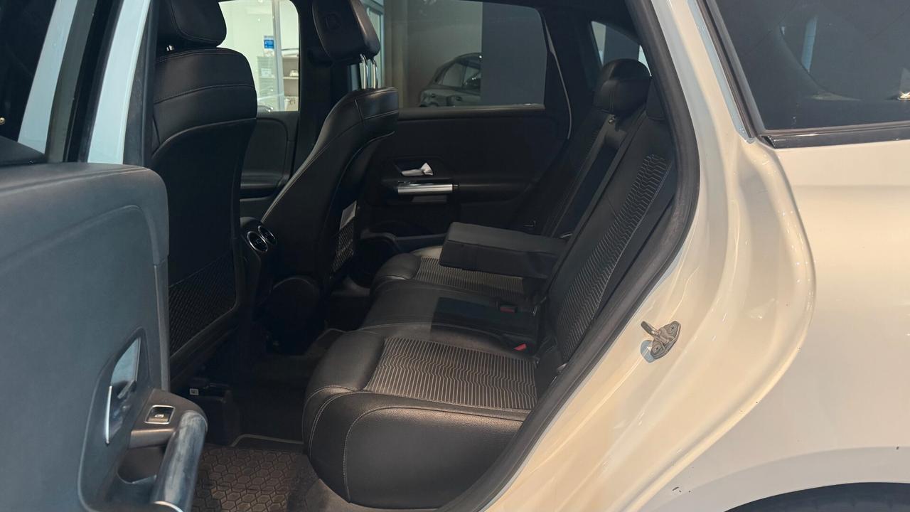 MERCEDES CLASSE B 180 136CV - 2019