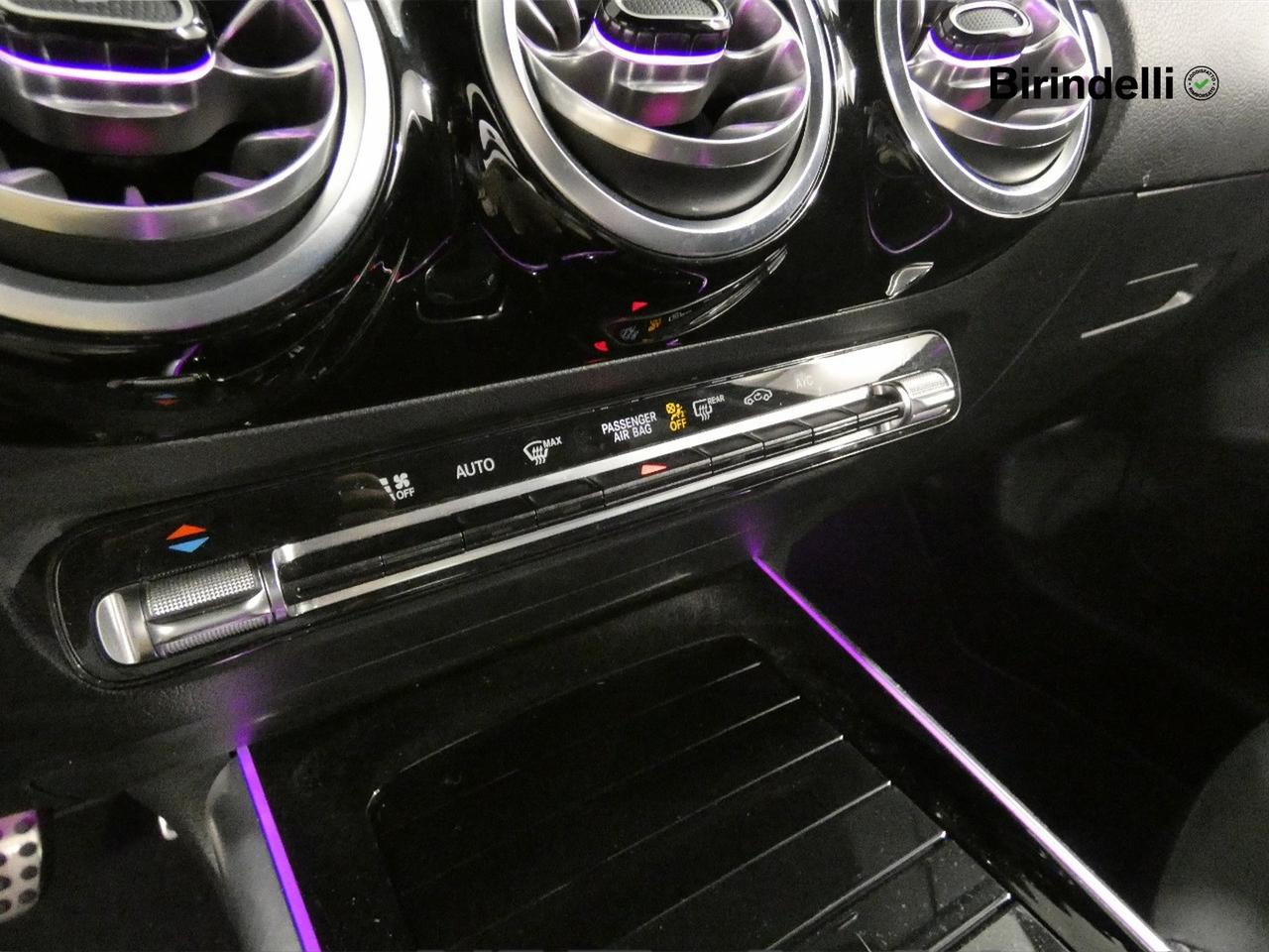 Mercedes-Benz GLA (H247) - GLA 200 d Automatic AMG Line Premium