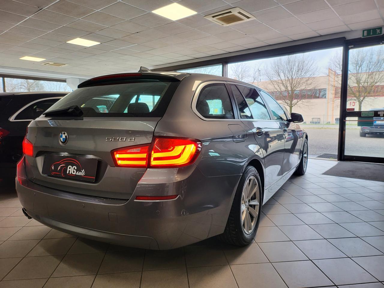 Bmw 520 520d Touring Business aut. BOOK SERVICE BMW