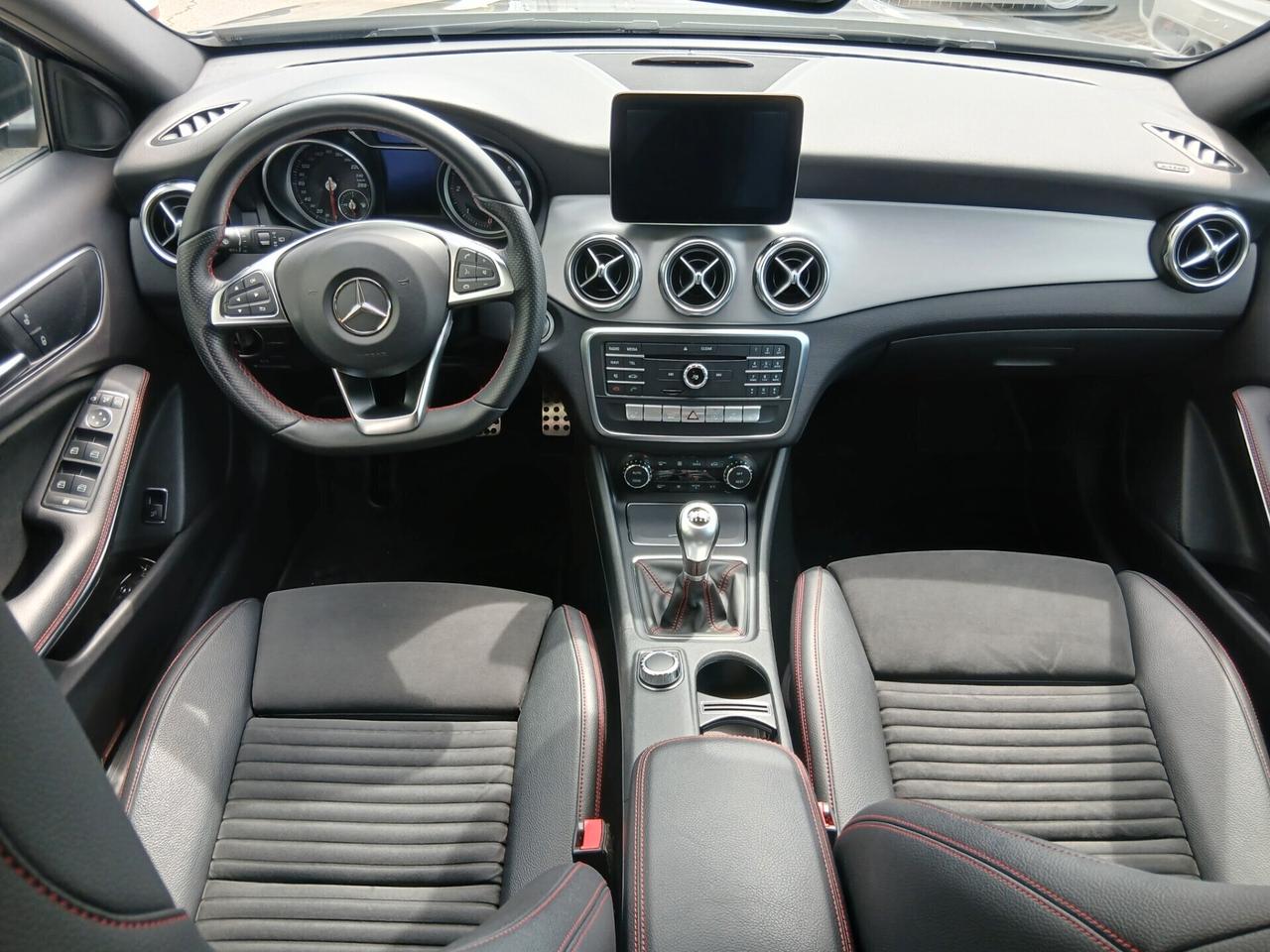 Mercedes-benz GLA 180 d Premium AMG line