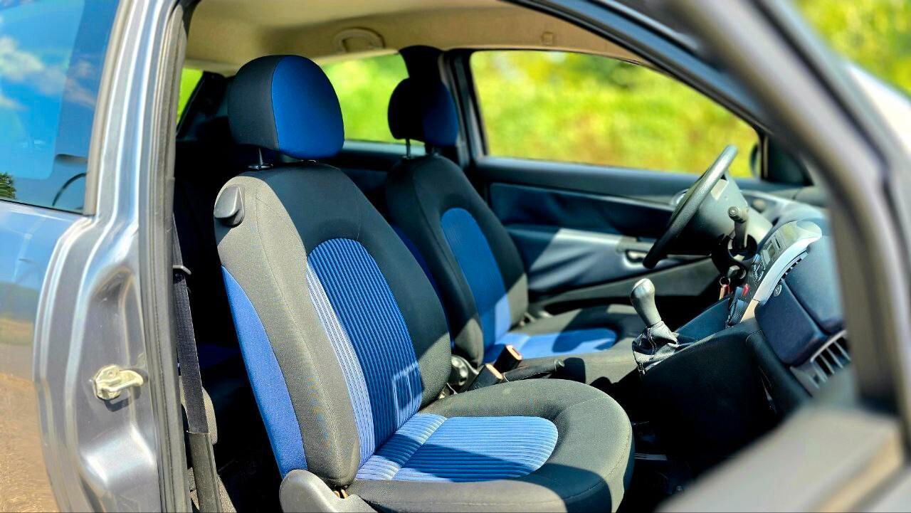 Lancia Ypsilon 1.3 MJT NEOPATENTATI