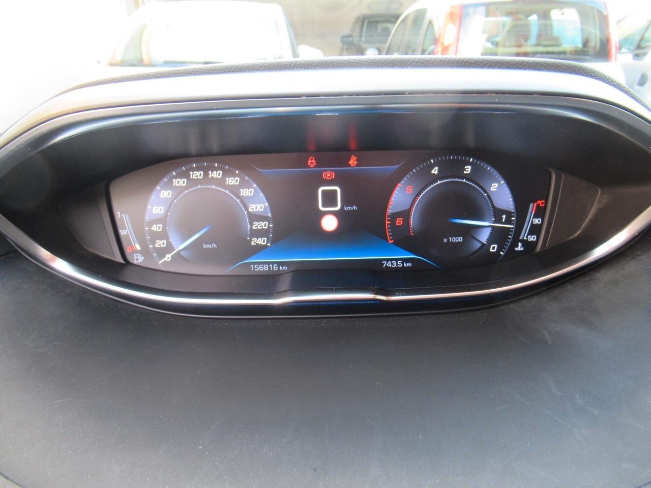 Peugeot 3008 BlueHDi 130 S&S Business