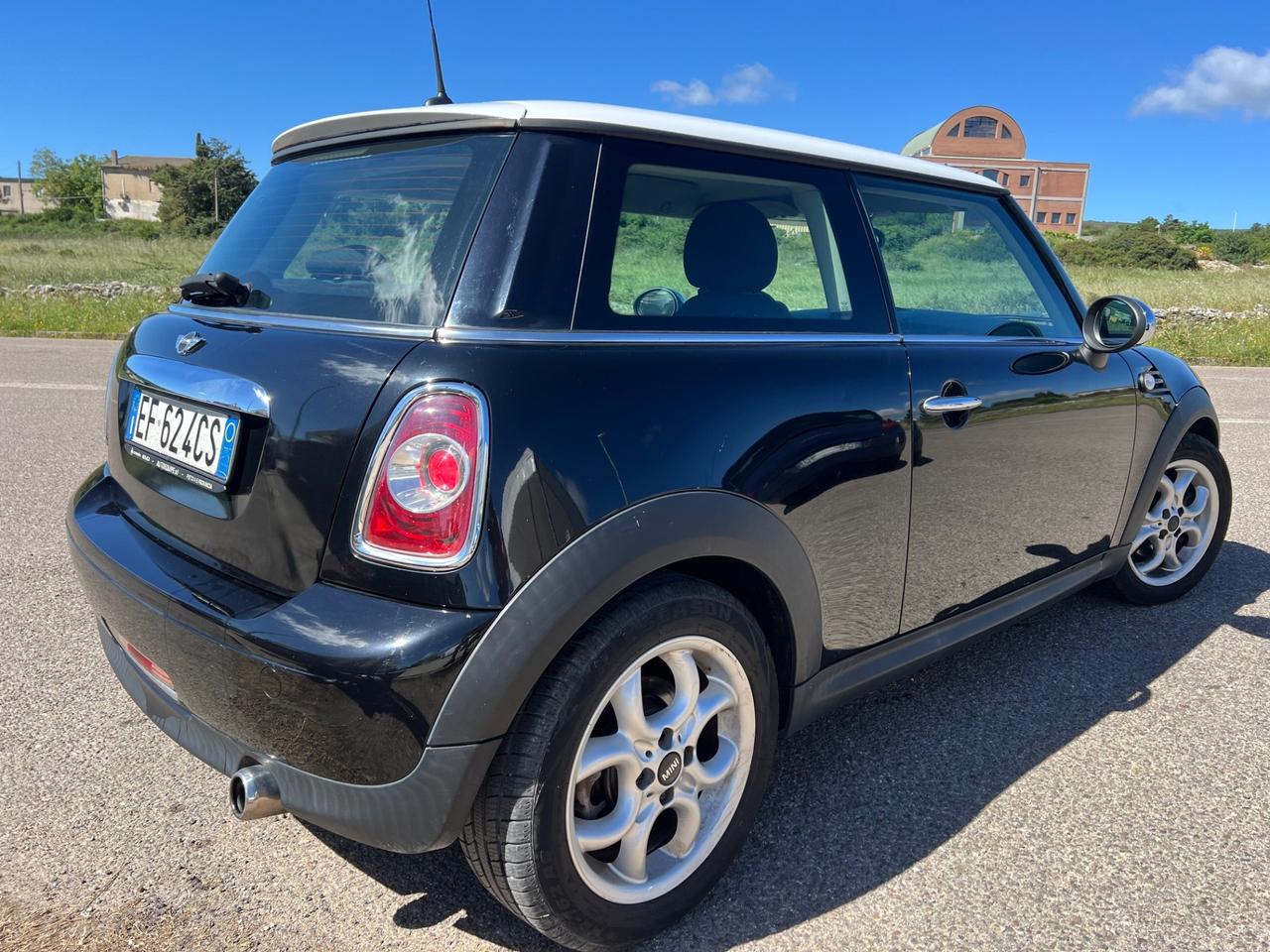 Mini 1.6 16V One D