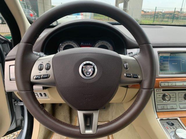JAGUAR XF 3.0 V6 Luxury