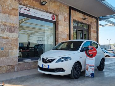 Lancia Ypsilon III 1.0 firefly hybrid Gold s&s 70cv