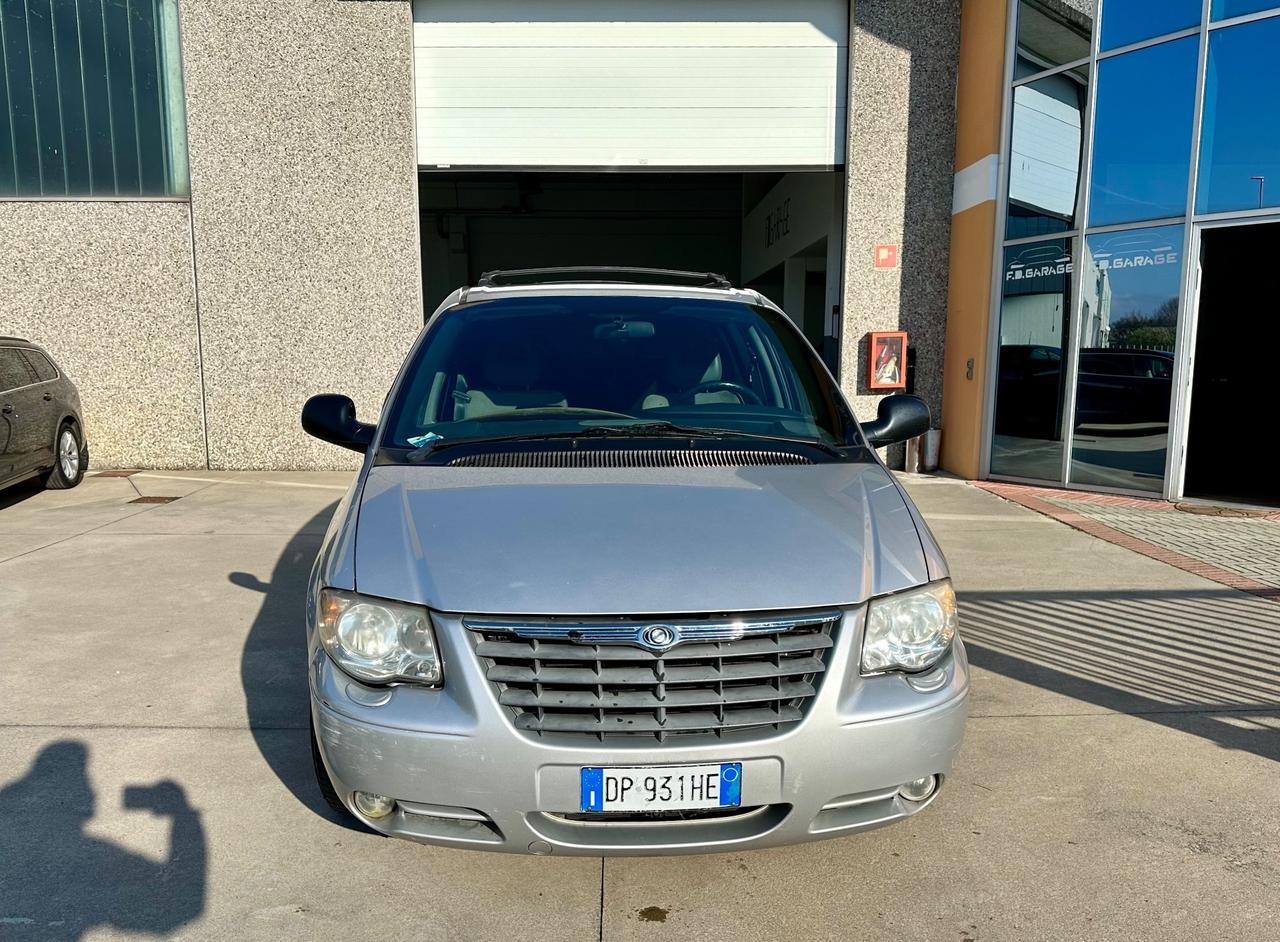 Chrysler Voyager 2.8 CRD cat SE Auto