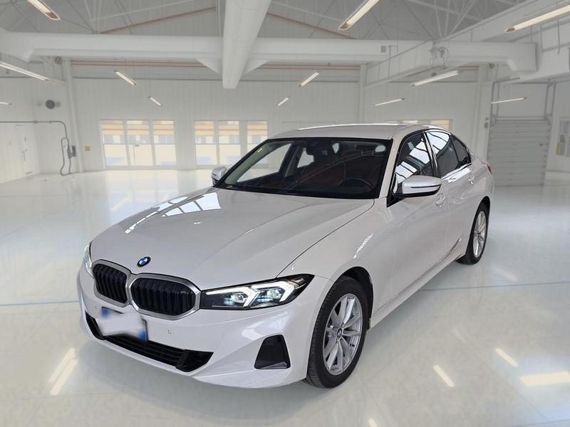 BMW 316 48V AUTO 4 PORTE BERLINA