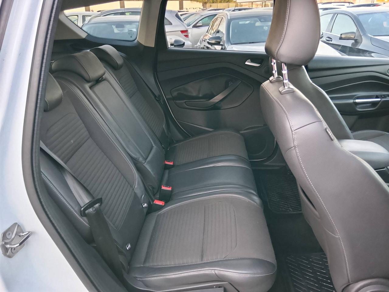 Ford Kuga 1.5 TDCI ST-Line