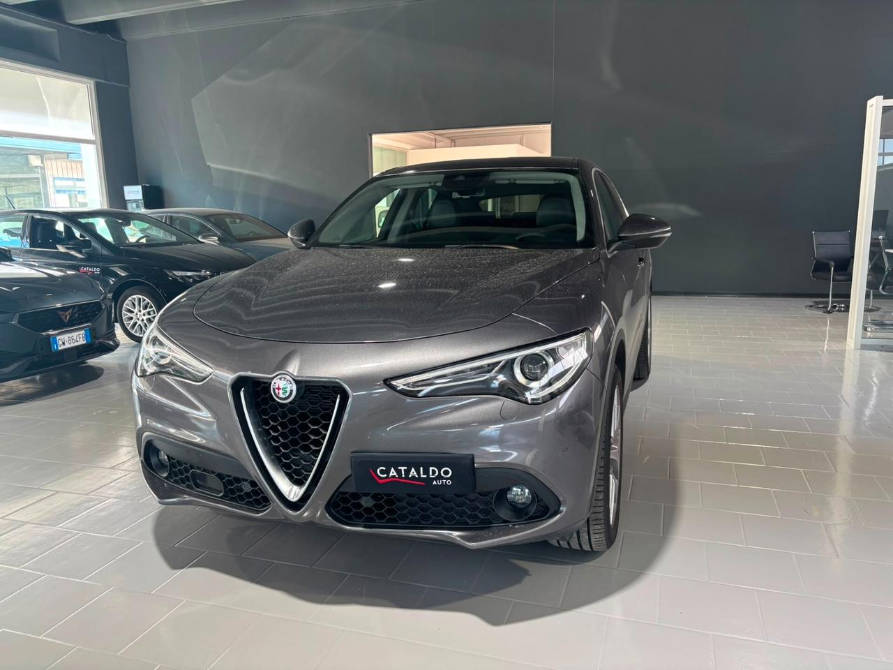 Alfa Romeo Stelvio 2.2 Turbodiesel 210 CV AT8 Q4 Executive