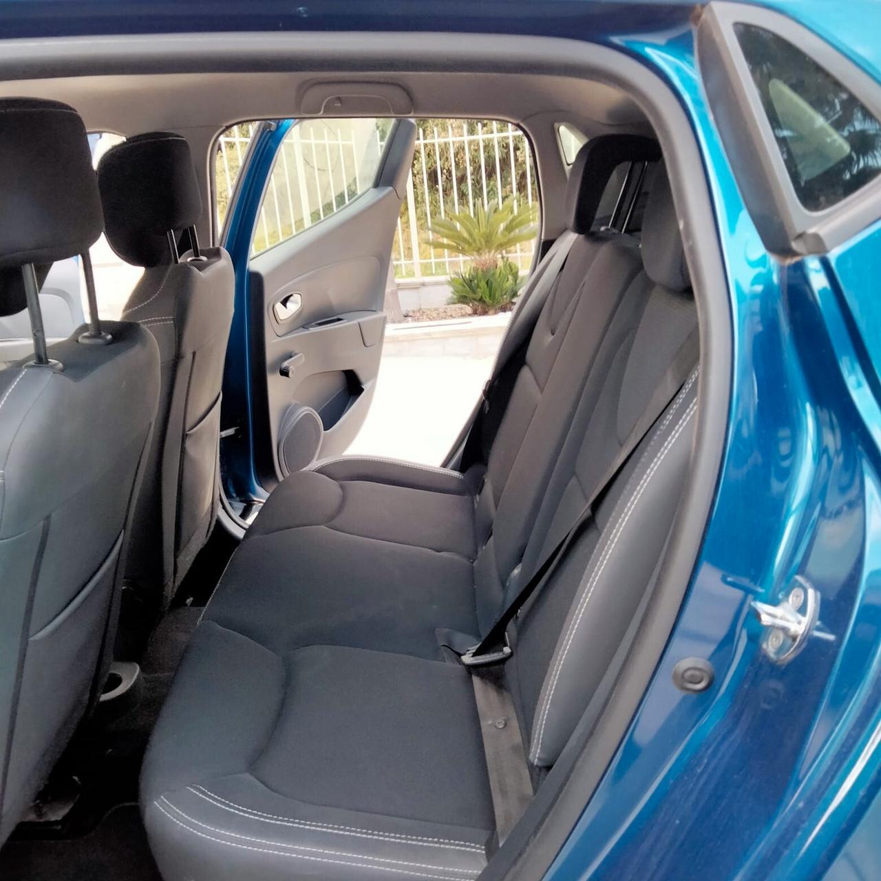 Renault Clio dCi 8V 90 CV EDC 5 porte Moschino Zen