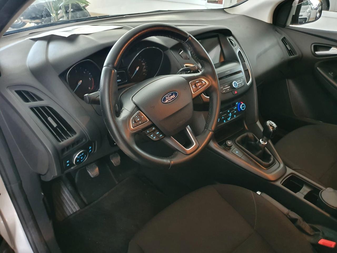 Ford Focus sw 1.5 Tdci 120 cv.Titanium Business 16'