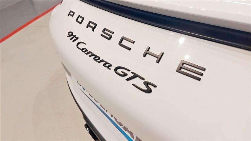 Porsche 911 991 3.0 Carrera Coupé GTS